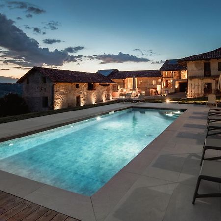 Вилла Relais Chiarene Новелло Экстерьер фото