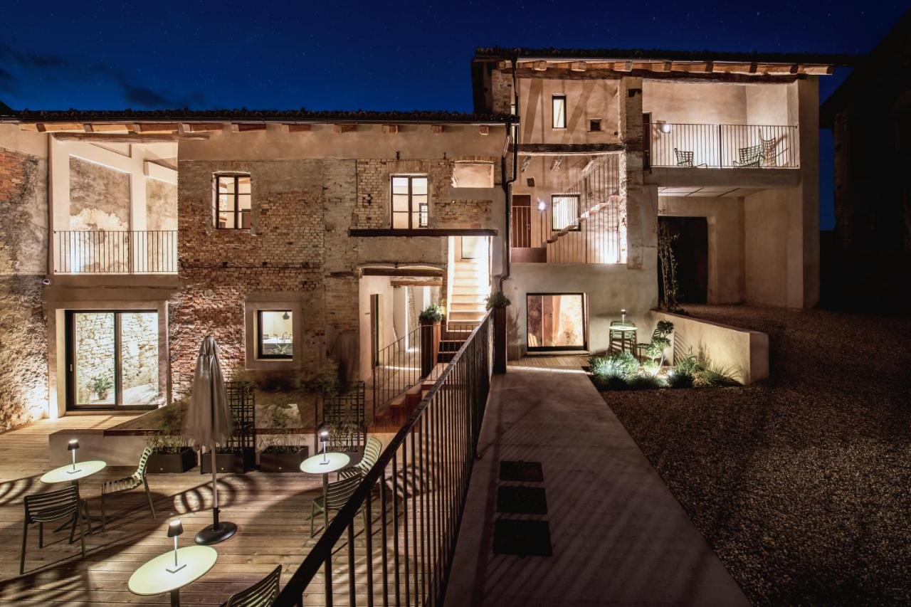 Вилла Relais Chiarene Новелло Экстерьер фото