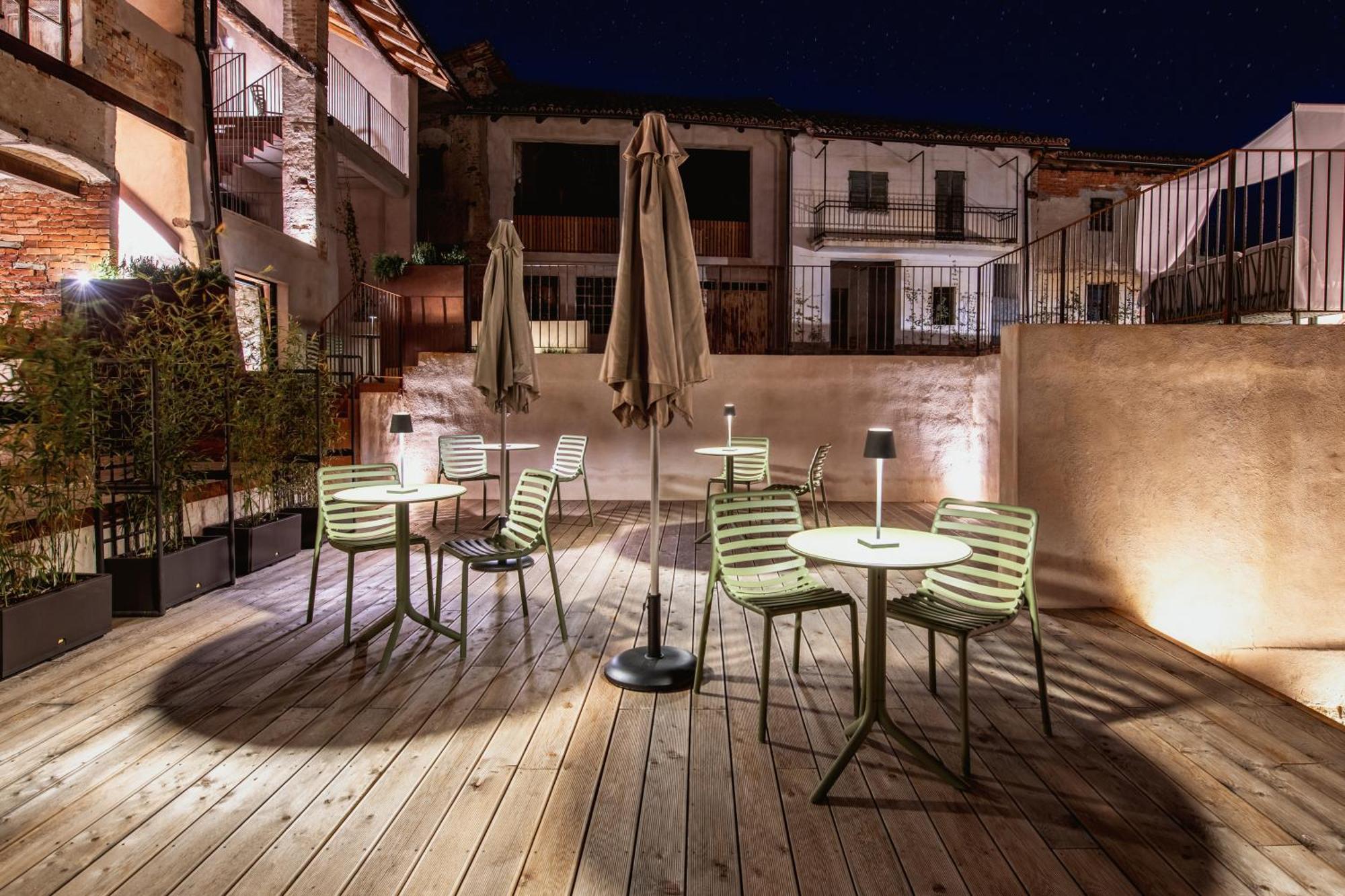 Вилла Relais Chiarene Новелло Экстерьер фото